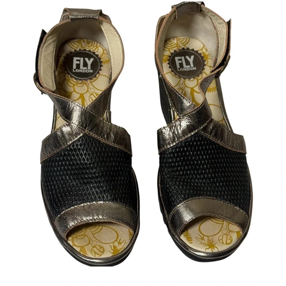 FLY LONDON YACE Wedge Sandals Perforated Black Leather Metallic EU 40‎ Size 9